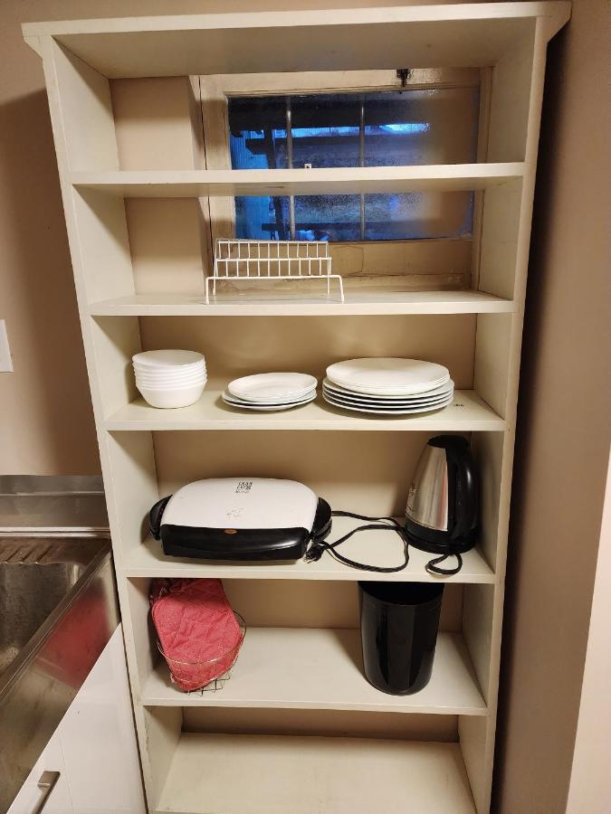 Economical Homestay Burnaby Eksteriør bilde